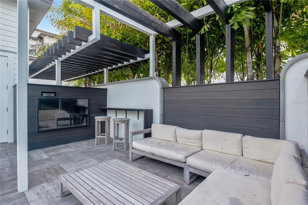 For Rent: $8,500 (4 beds, 3 baths, 2972 Square Feet)