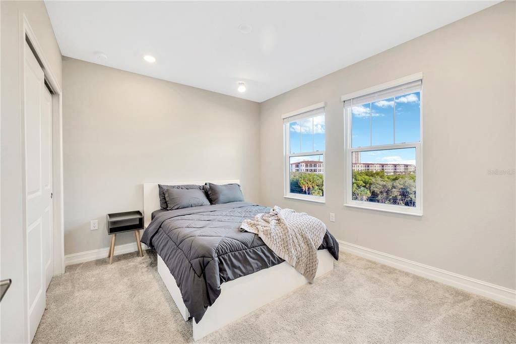 For Rent: $8,500 (4 beds, 3 baths, 2972 Square Feet)