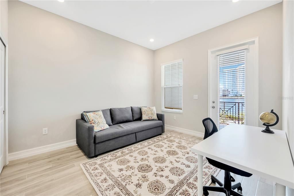 For Rent: $8,500 (4 beds, 3 baths, 2972 Square Feet)