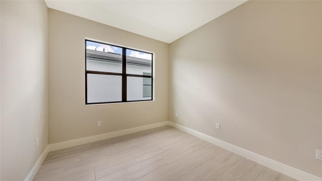 На продажу: $569,990 (3 спален, 3 ванн, 2129 Квадратных фут)