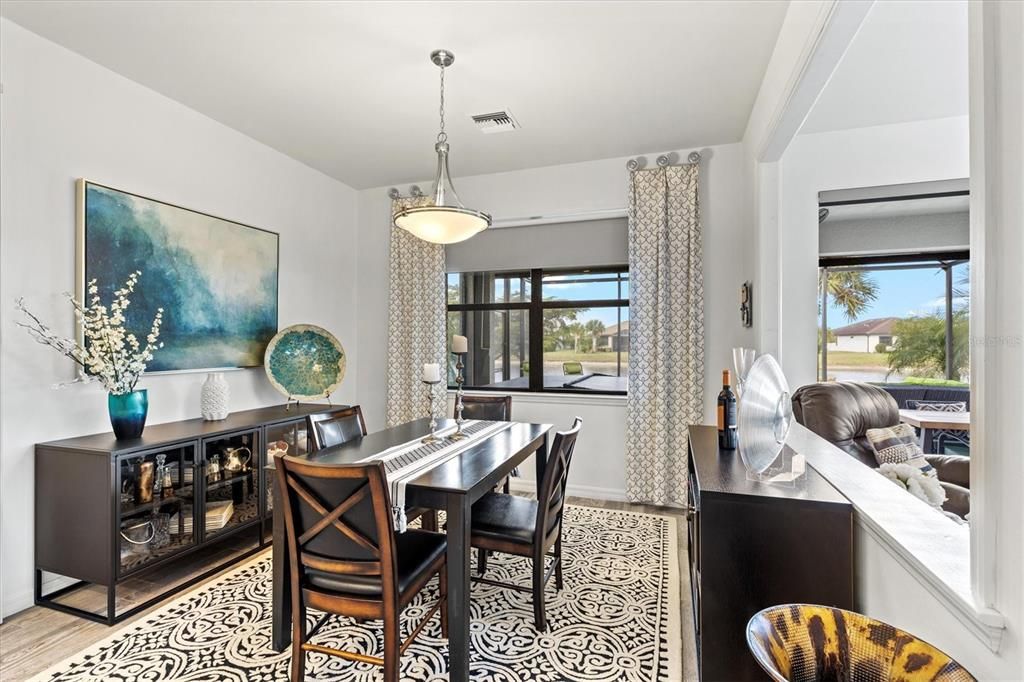 На продажу: $600,000 (4 спален, 2 ванн, 2178 Квадратных фут)