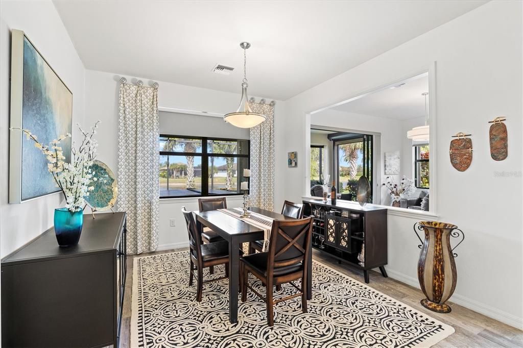 На продажу: $600,000 (4 спален, 2 ванн, 2178 Квадратных фут)