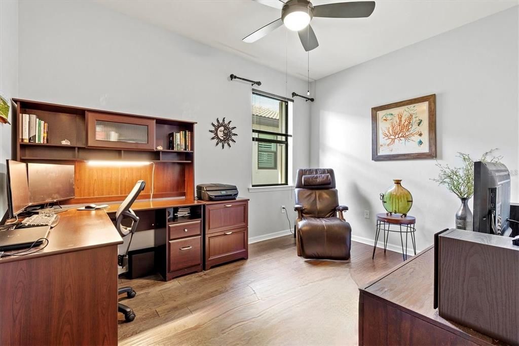 На продажу: $600,000 (4 спален, 2 ванн, 2178 Квадратных фут)