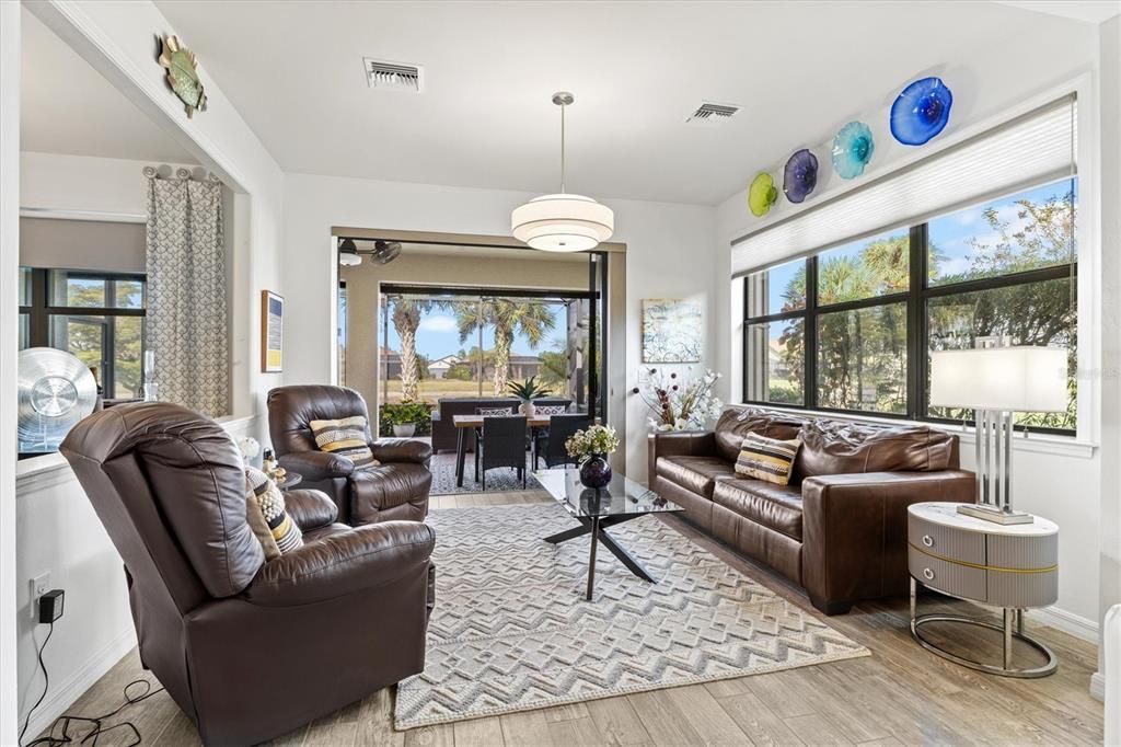 На продажу: $600,000 (4 спален, 2 ванн, 2178 Квадратных фут)