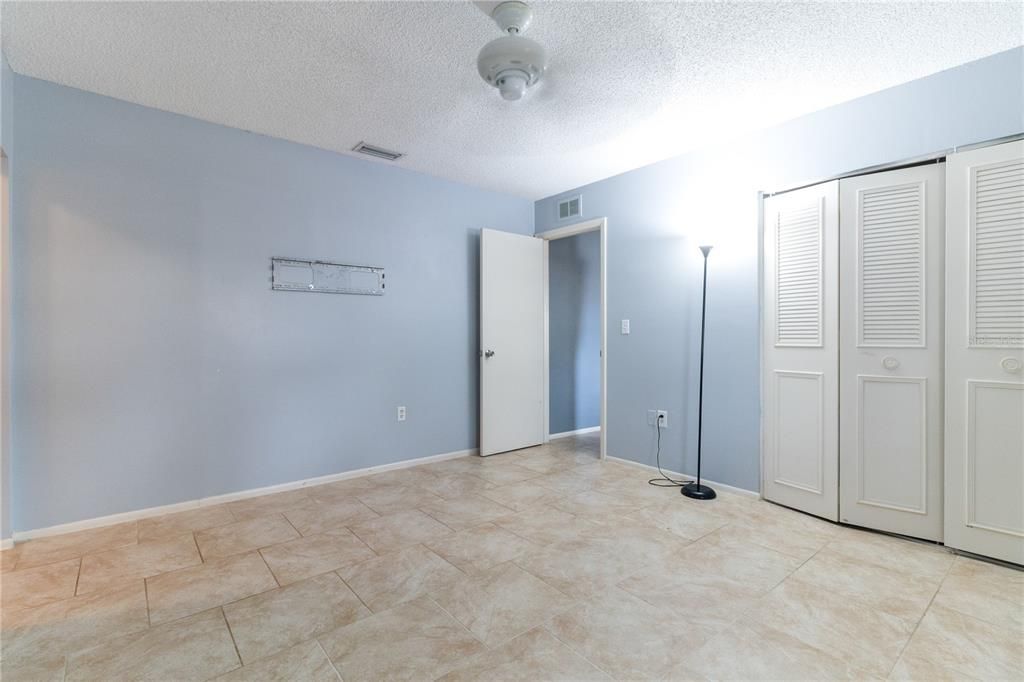 出租: $1,900 (3 贝兹, 2 浴室, 1209 平方英尺)