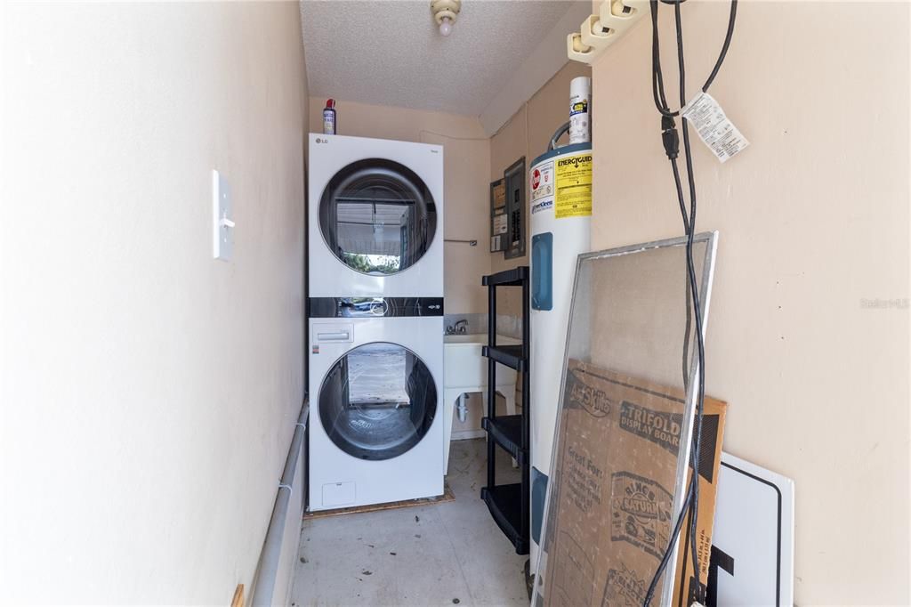 出租: $1,900 (3 贝兹, 2 浴室, 1209 平方英尺)