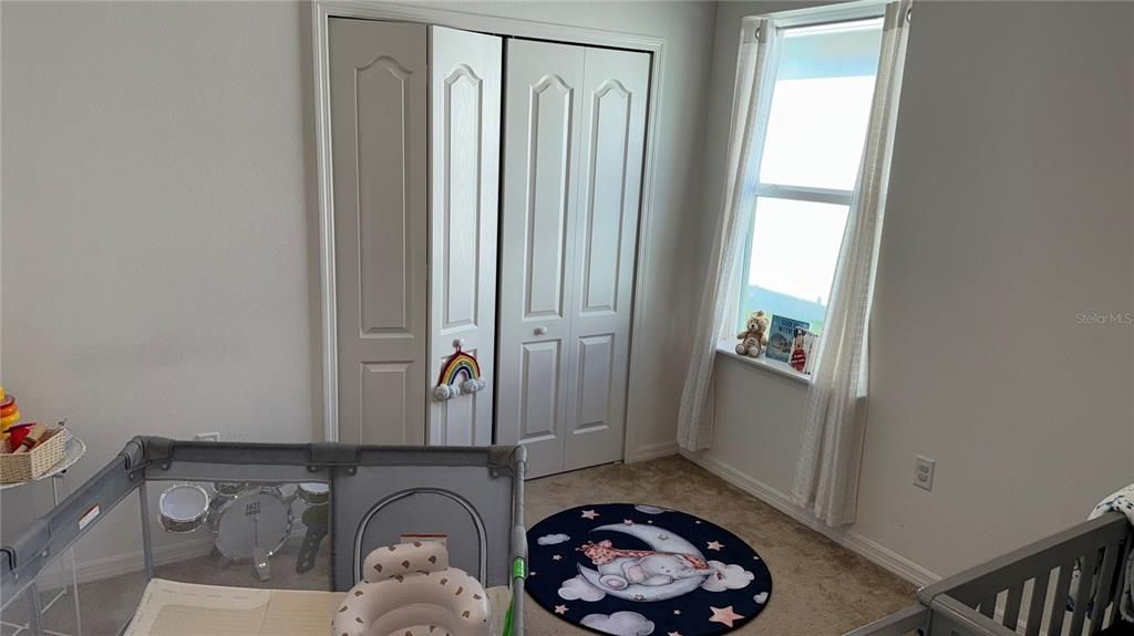 待售: $330,000 (3 贝兹, 2 浴室, 1303 平方英尺)