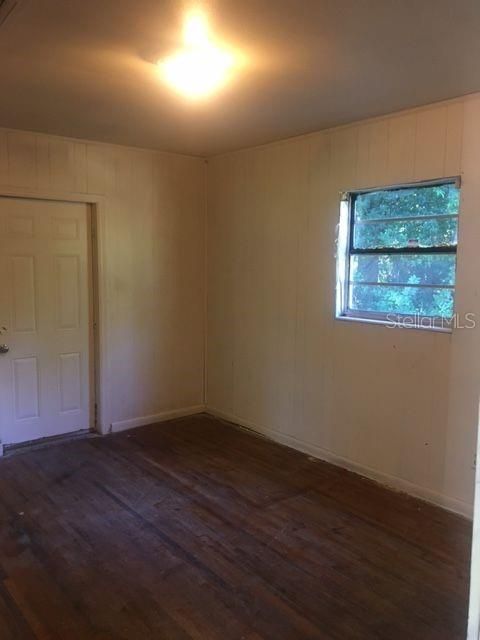 En Renta: $800 (4 camas, 2 baños, 1412 Pies cuadrados)