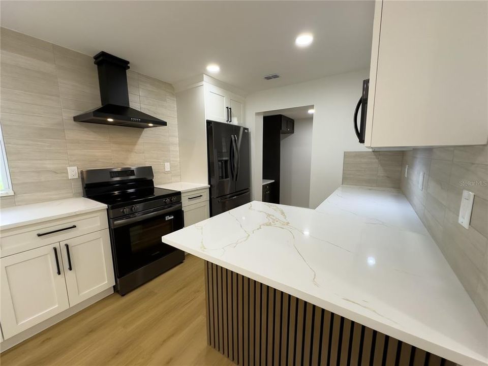 待售: $579,000 (3 贝兹, 2 浴室, 1467 平方英尺)