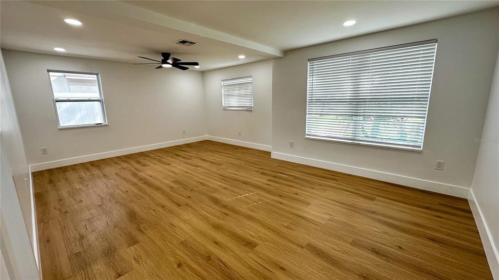 待售: $579,000 (3 贝兹, 2 浴室, 1467 平方英尺)