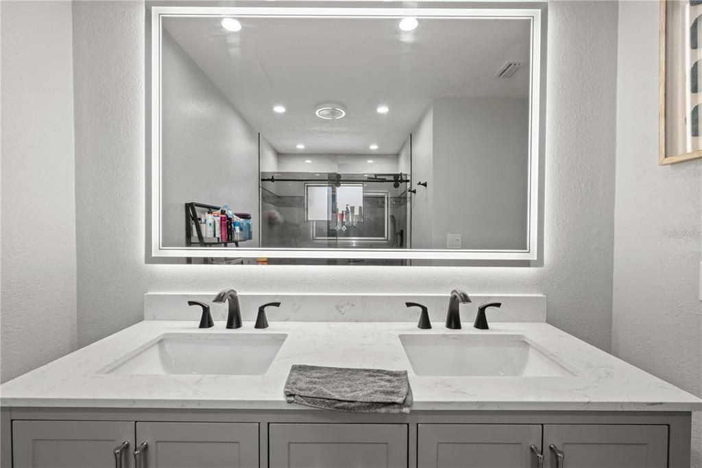 待售: $385,000 (3 贝兹, 2 浴室, 1920 平方英尺)