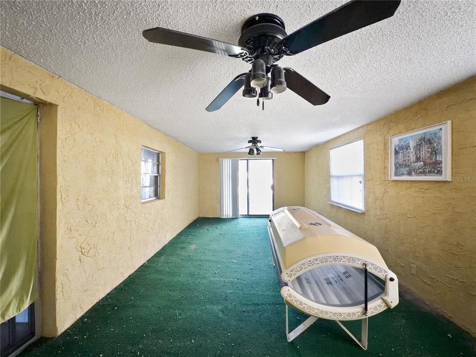 En Venta: $325,000 (3 camas, 2 baños, 1582 Pies cuadrados)