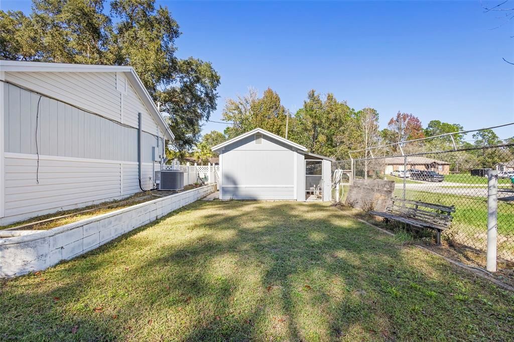 For Sale: $275,000 (3 beds, 2 baths, 1080 Square Feet)