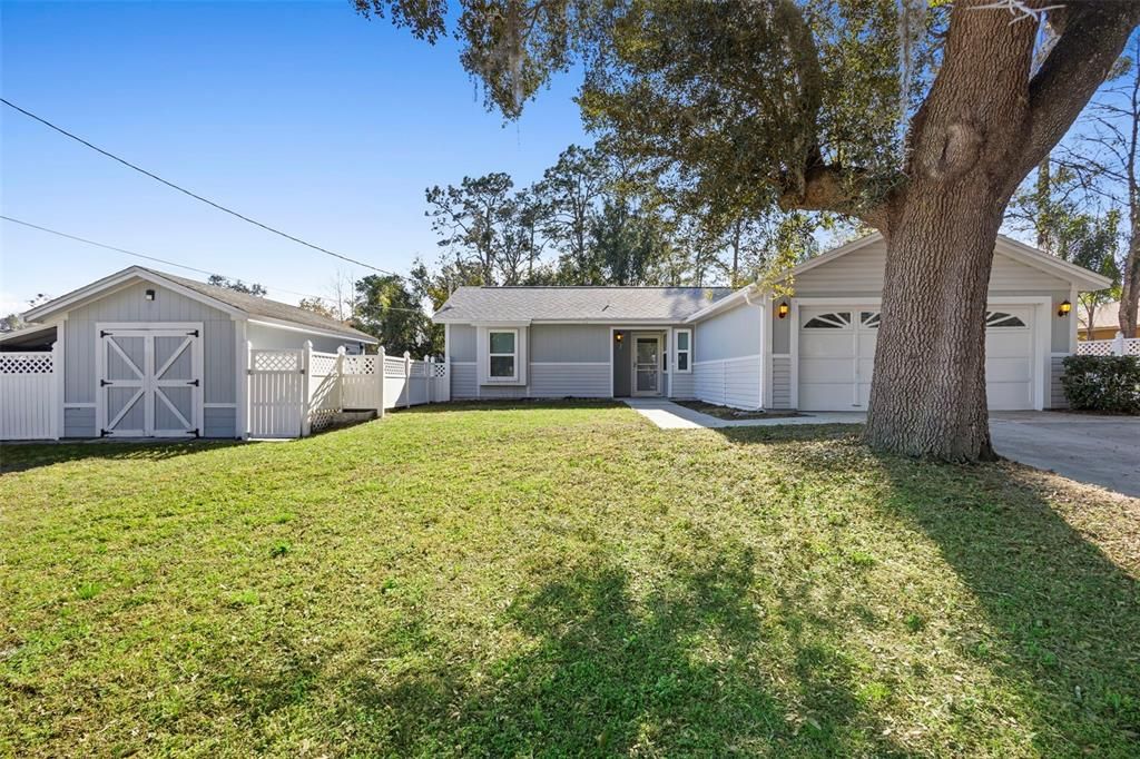 For Sale: $275,000 (3 beds, 2 baths, 1080 Square Feet)