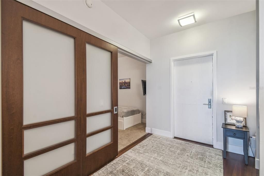 出租: $3,200 (2 贝兹, 2 浴室, 1237 平方英尺)