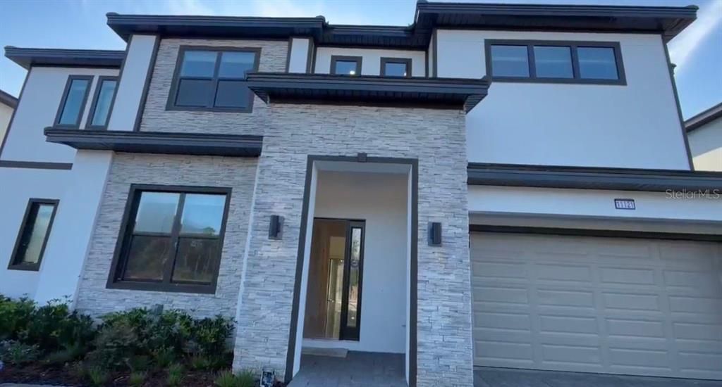 Recently Sold: $1,680,130 (11 beds, 11 baths, 4991 Square Feet)