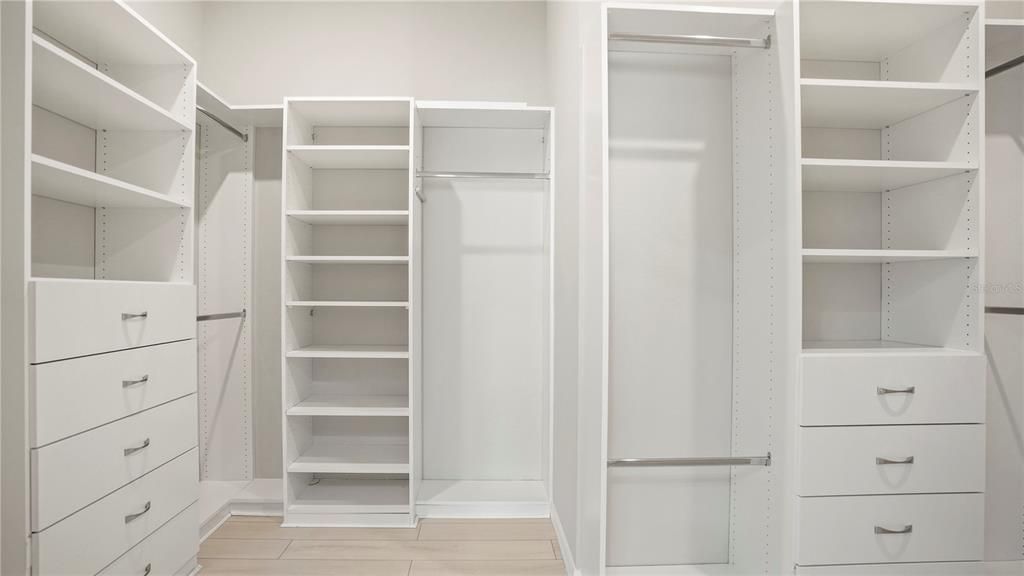 For Sale: $659,900 (4 beds, 3 baths, 3036 Square Feet)