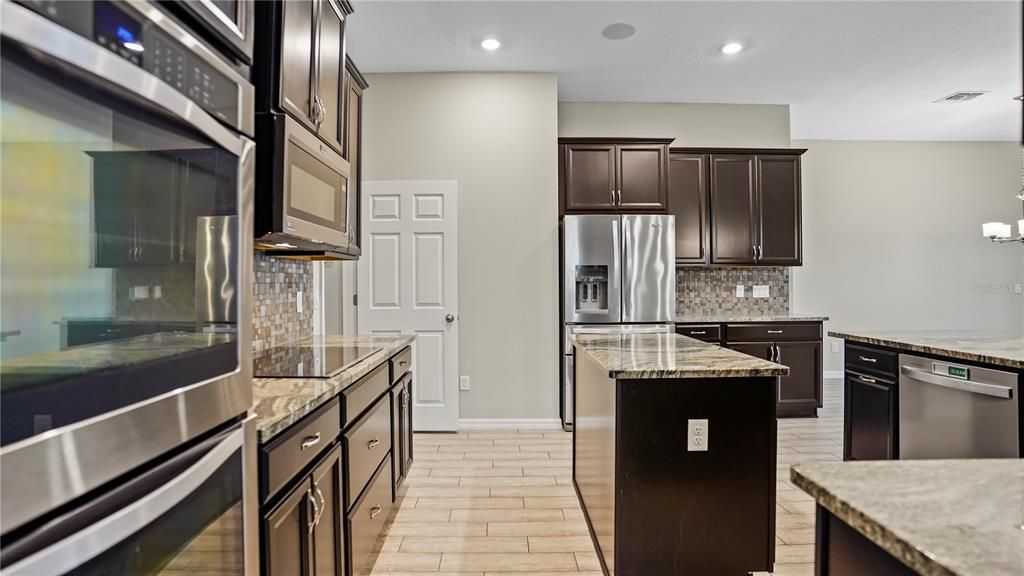 For Sale: $659,900 (4 beds, 3 baths, 3036 Square Feet)