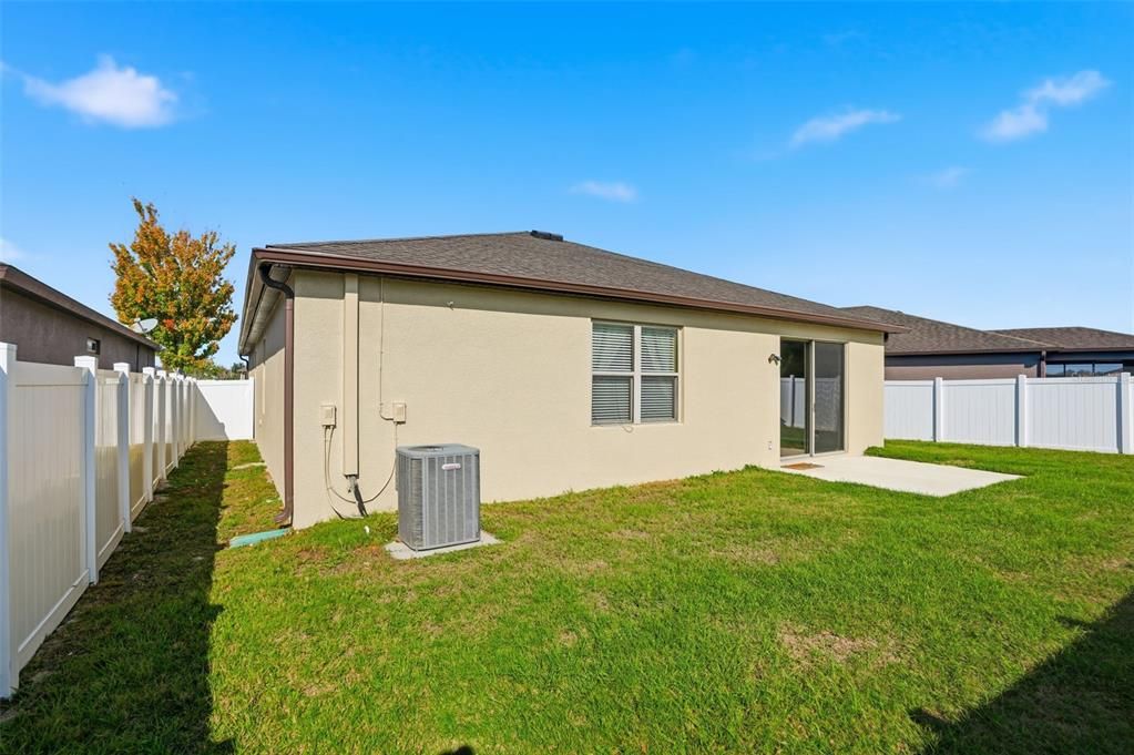 En Venta: $349,900 (3 camas, 2 baños, 1978 Pies cuadrados)