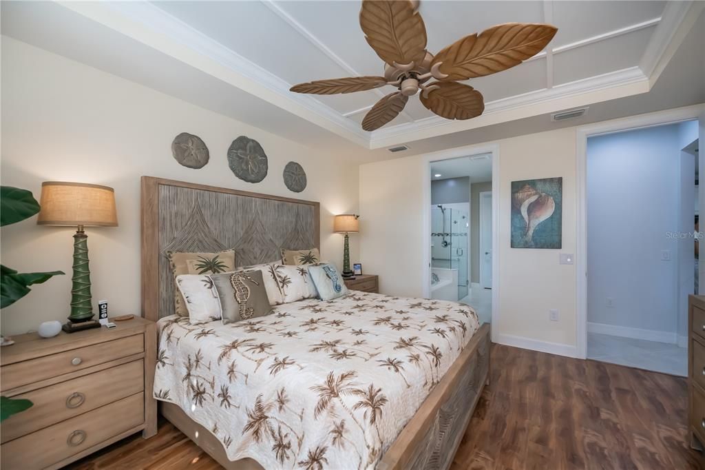 En Venta: $725,000 (2 camas, 2 baños, 2022 Pies cuadrados)