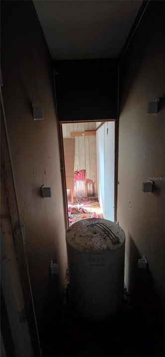 For Sale: $44,900 (2 beds, 1 baths, 644 Square Feet)