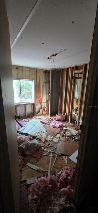 For Sale: $44,900 (2 beds, 1 baths, 644 Square Feet)