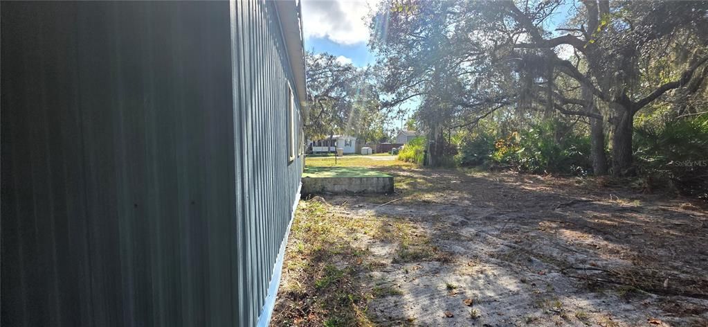 For Sale: $44,900 (2 beds, 1 baths, 644 Square Feet)