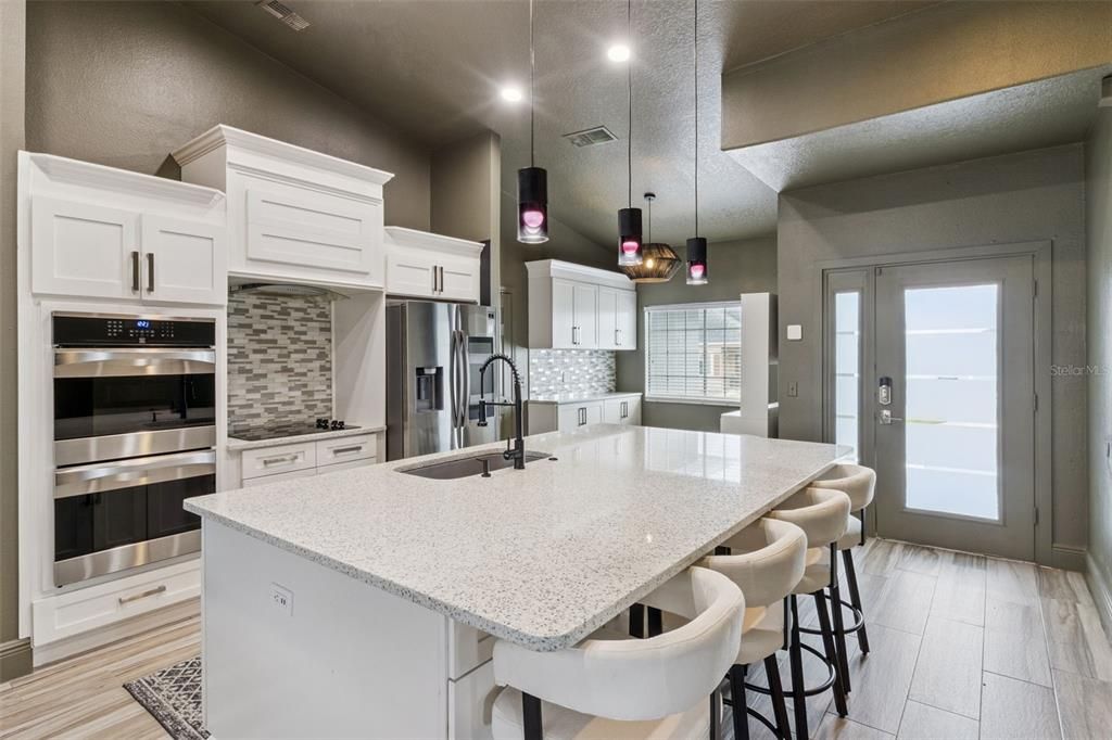 For Sale: $345,000 (4 beds, 2 baths, 1354 Square Feet)