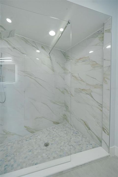 待售: $379,026 (3 贝兹, 2 浴室, 1904 平方英尺)