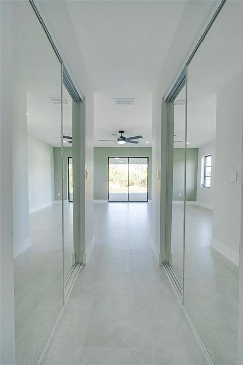 待售: $379,026 (3 贝兹, 2 浴室, 1904 平方英尺)