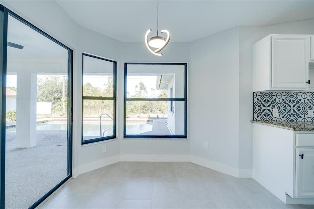 待售: $379,026 (3 贝兹, 2 浴室, 1904 平方英尺)