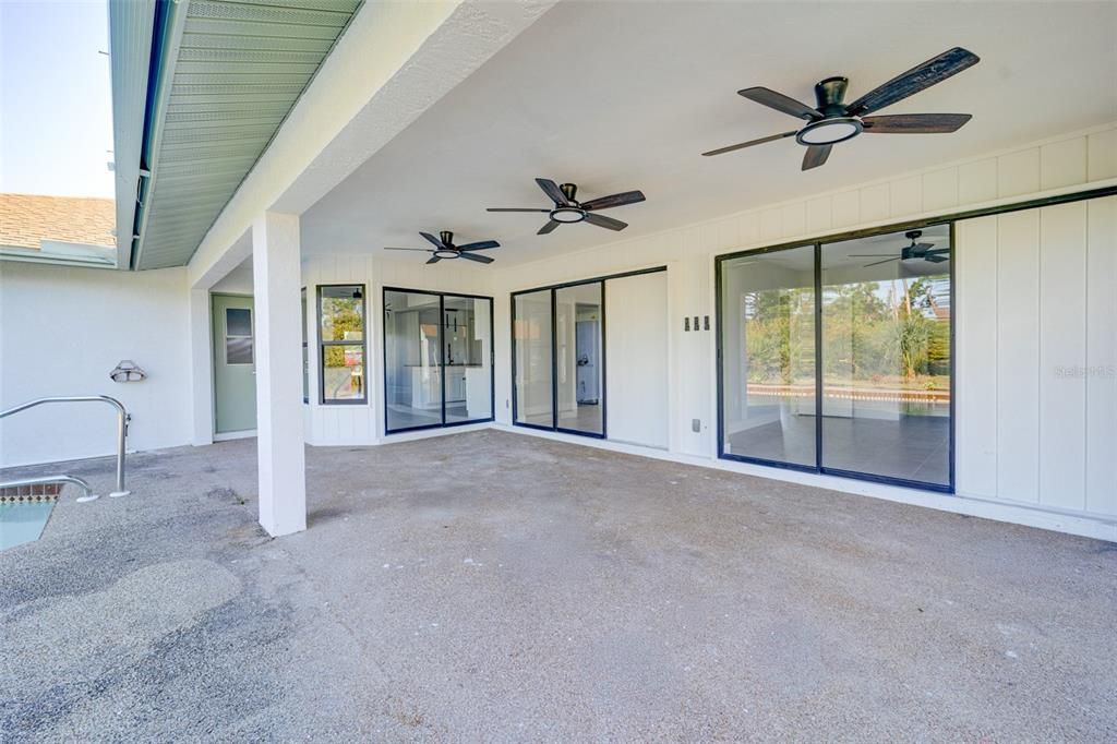 待售: $379,026 (3 贝兹, 2 浴室, 1904 平方英尺)