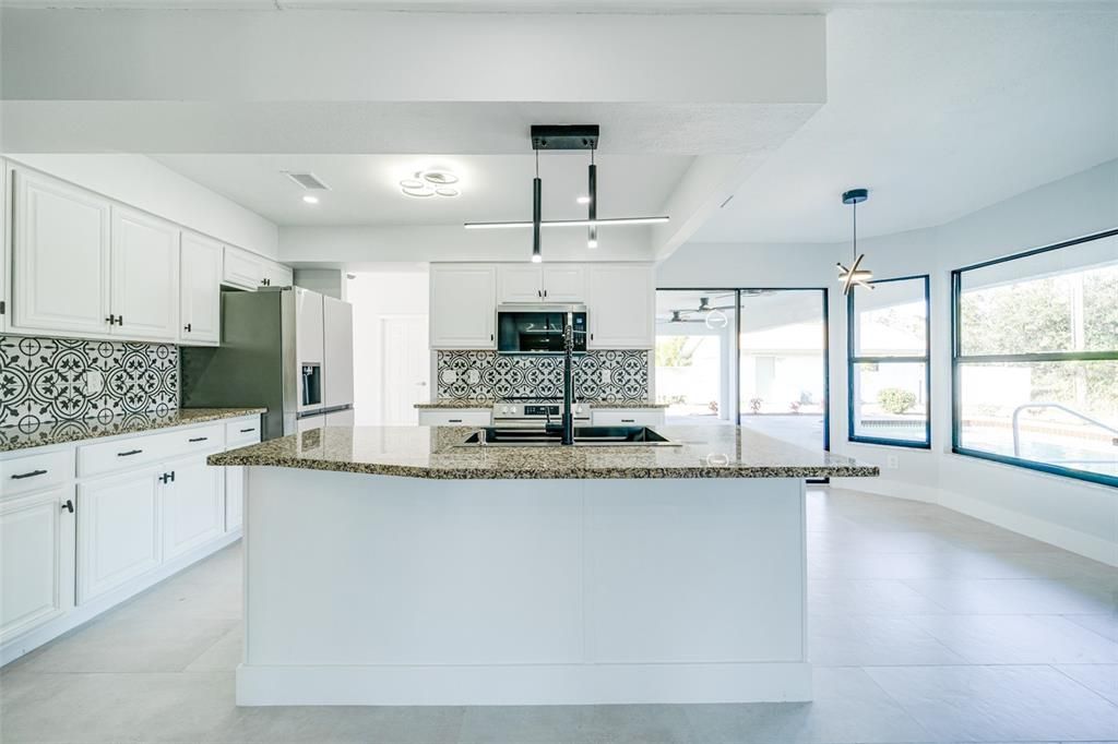 待售: $379,026 (3 贝兹, 2 浴室, 1904 平方英尺)