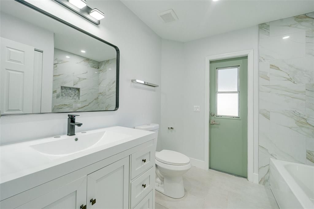 待售: $379,026 (3 贝兹, 2 浴室, 1904 平方英尺)