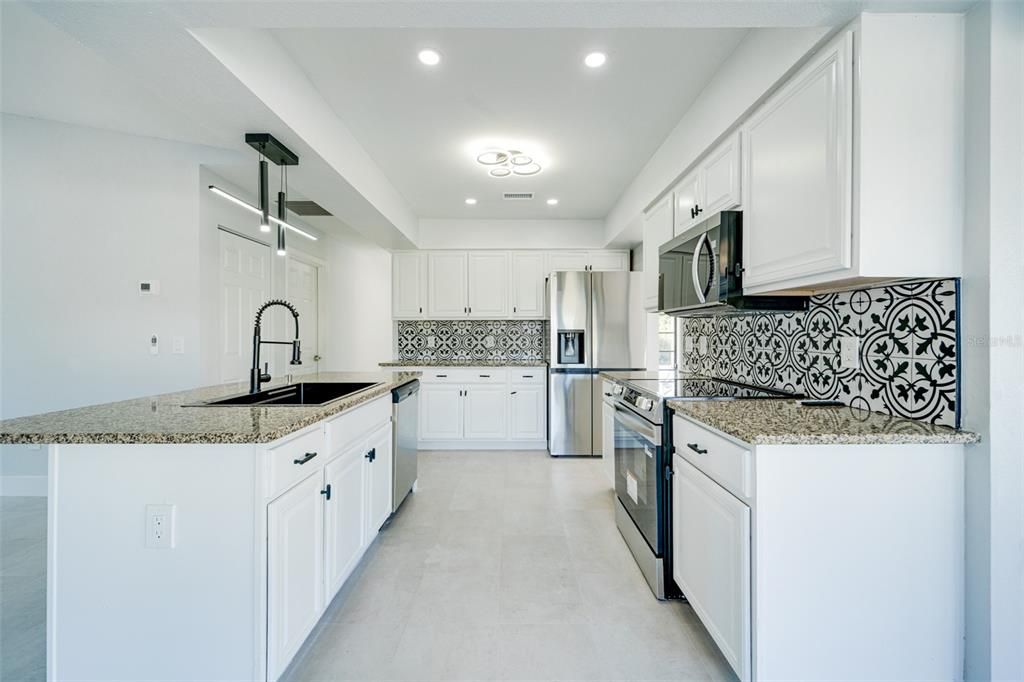 待售: $379,026 (3 贝兹, 2 浴室, 1904 平方英尺)