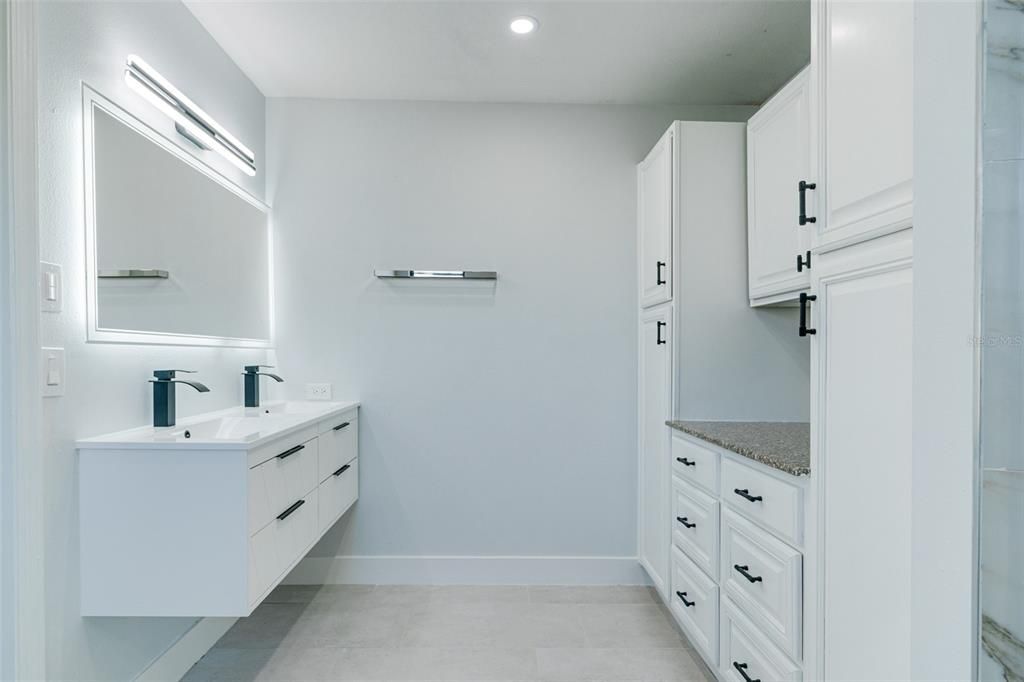 待售: $379,026 (3 贝兹, 2 浴室, 1904 平方英尺)