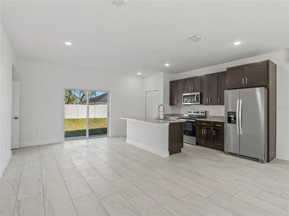 For Sale: $300,000 (4 beds, 2 baths, 1580 Square Feet)