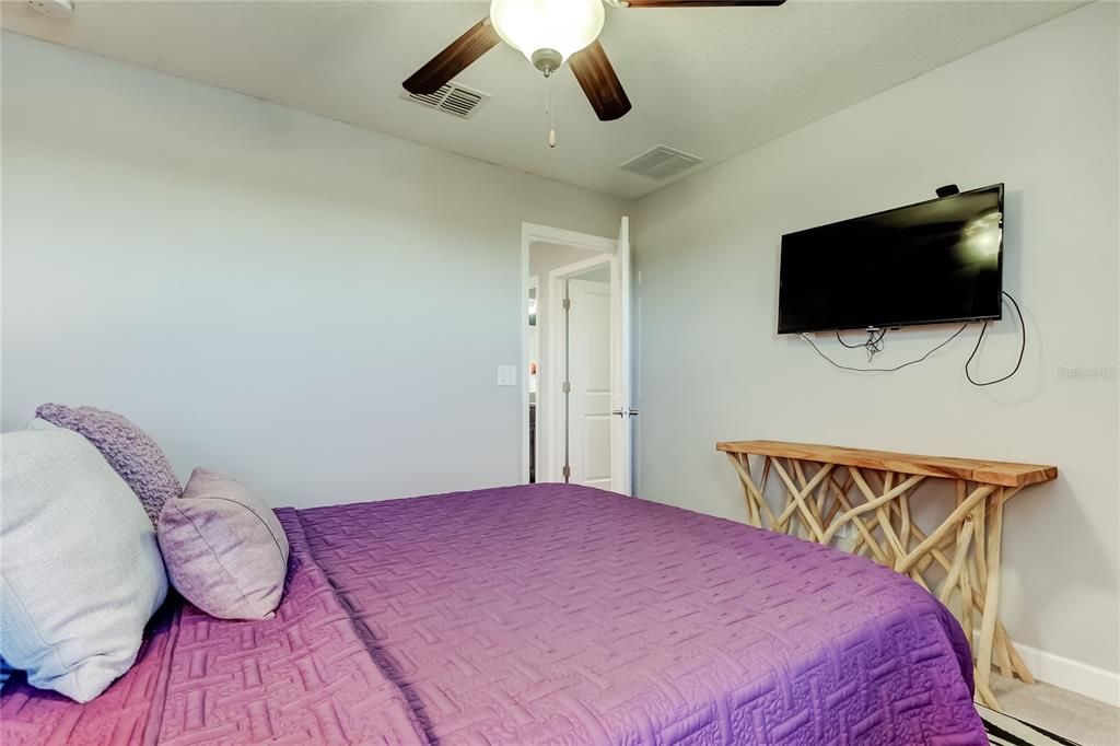 En Venta: $500,000 (4 camas, 3 baños, 2591 Pies cuadrados)