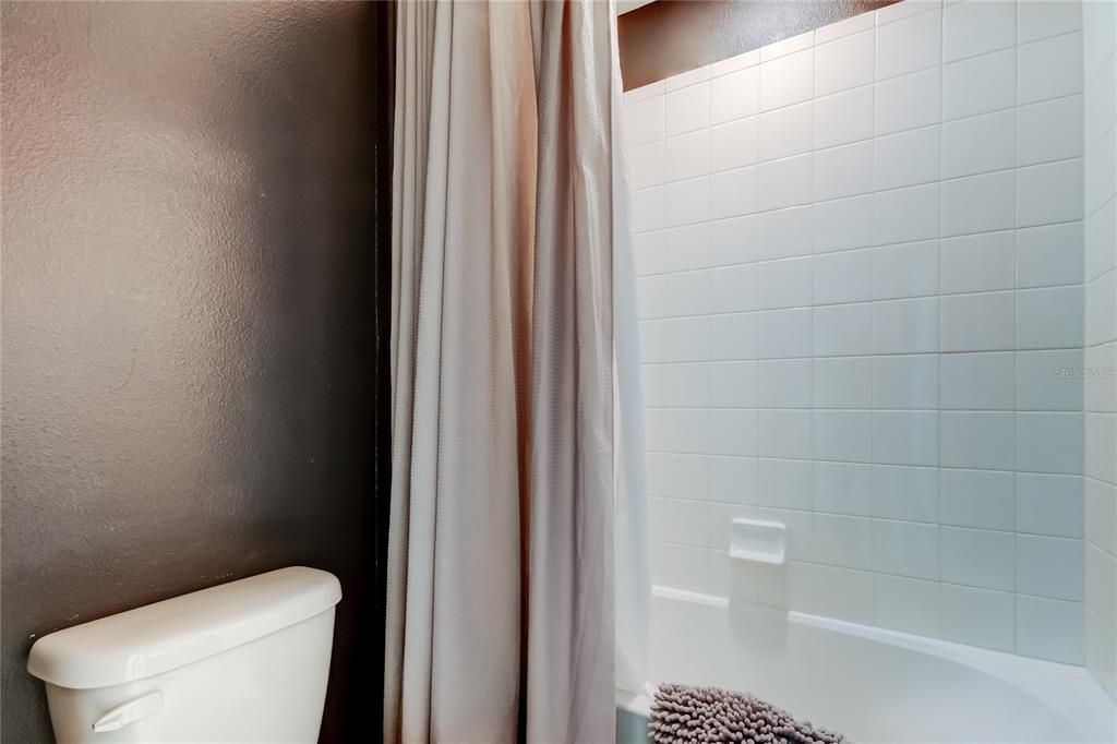 En Venta: $500,000 (4 camas, 3 baños, 2591 Pies cuadrados)