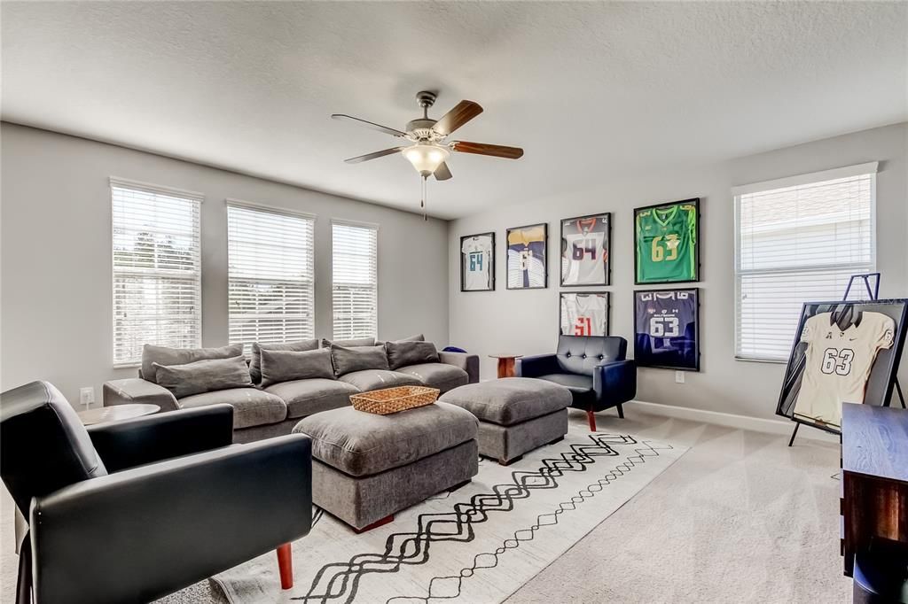 En Venta: $500,000 (4 camas, 3 baños, 2591 Pies cuadrados)