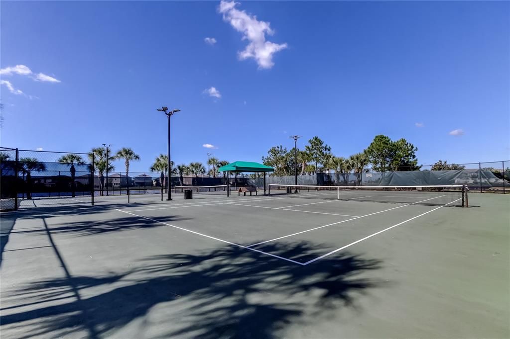 En Venta: $500,000 (4 camas, 3 baños, 2591 Pies cuadrados)