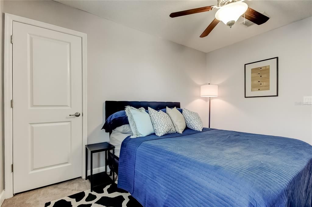 En Venta: $500,000 (4 camas, 3 baños, 2591 Pies cuadrados)