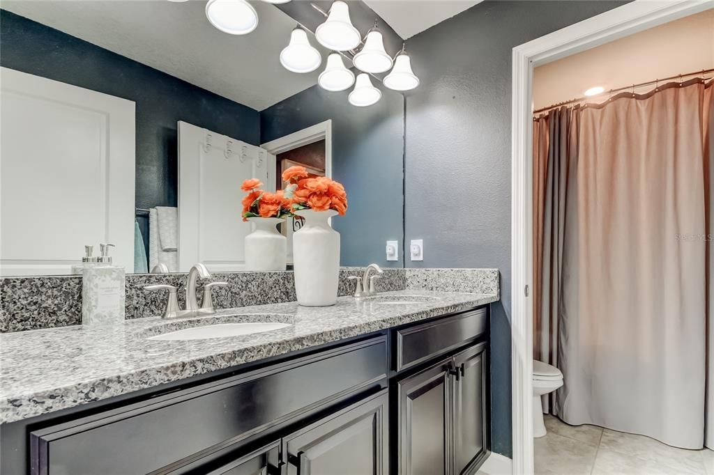 En Venta: $500,000 (4 camas, 3 baños, 2591 Pies cuadrados)