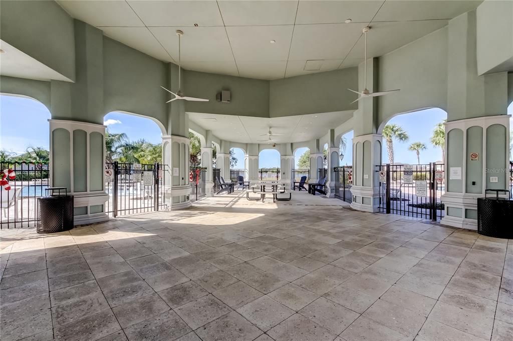 En Venta: $500,000 (4 camas, 3 baños, 2591 Pies cuadrados)