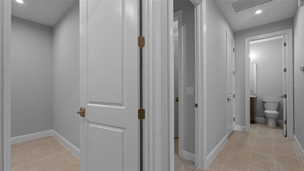 На продажу: $749,990 (3 спален, 3 ванн, 2586 Квадратных фут)