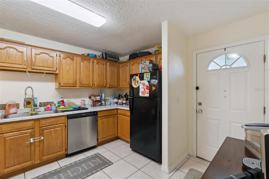 For Sale: $524,900 (6 beds, 0 baths, 2062 Square Feet)