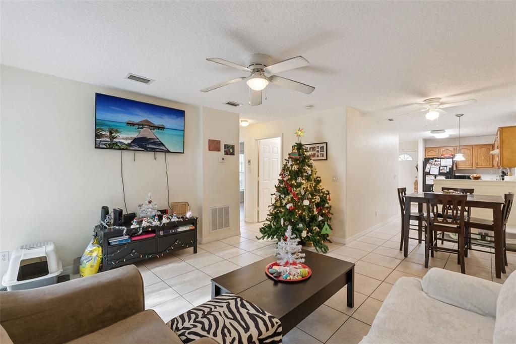 For Sale: $524,900 (6 beds, 0 baths, 2062 Square Feet)