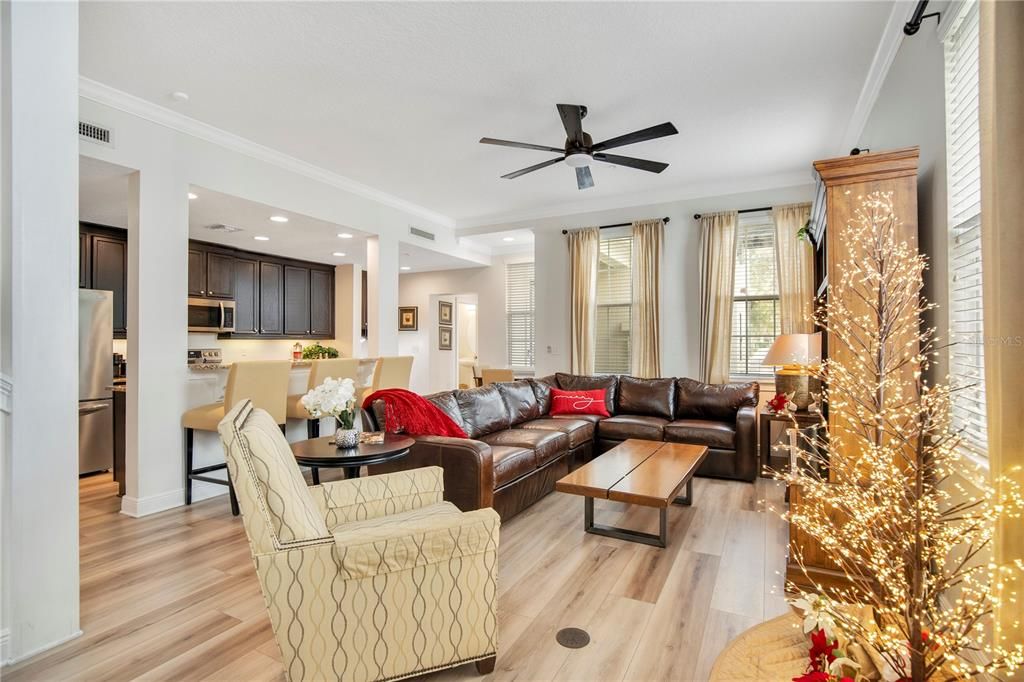 На продажу: $1,228,000 (7 спален, 0 ванн, 3150 Квадратных фут)