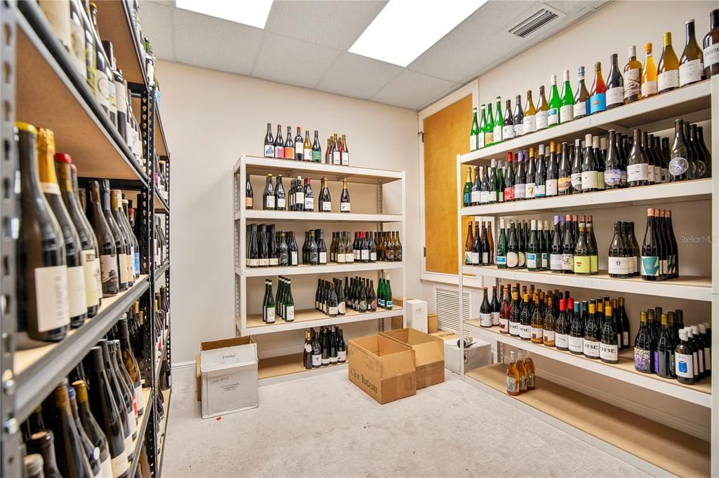 На продажу: $1,228,000 (7 спален, 0 ванн, 3150 Квадратных фут)