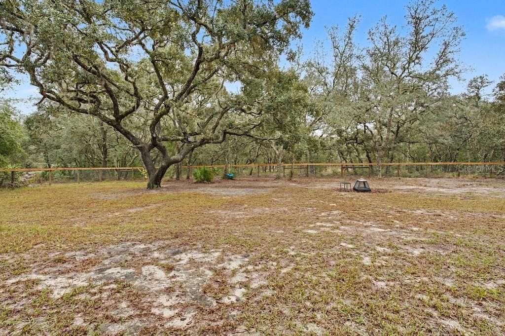 For Sale: $330,000 (3 beds, 2 baths, 1402 Square Feet)